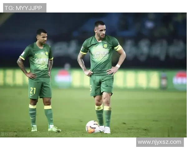 成都羽毛球队边路渗透战术分析与效果评估探讨